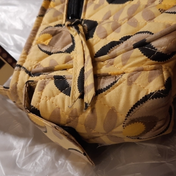 MaggiB LemonDrop Hobo Purse NWT - Picture 3 of 10